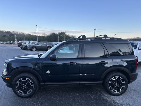 Used 2022 Ford Bronco Sport Outer Banks w/ Tech Package image 4