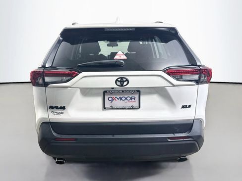 Certified 2024 Toyota RAV4 XLE w/ Convenience Package FWD image 6