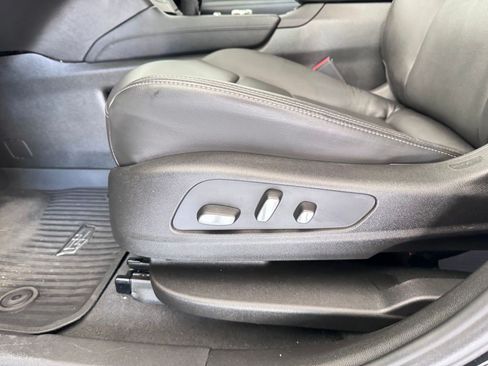 Certified 2025 Cadillac XT6 Sport AWD/4WD image 29