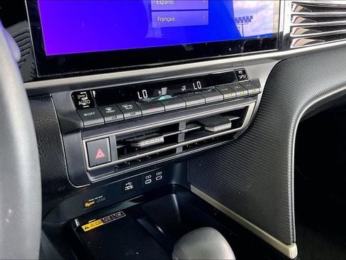 Used 2025 Toyota Camry SE w/ Multimedia Upgrade Package FWD image 23