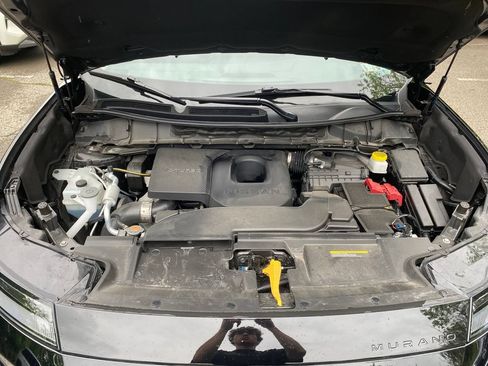 Used 2025 Nissan Murano SV AWD/4WD image 21