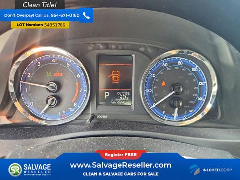 Used 2018 Toyota Corolla LE FWD image 12