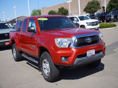 Used 2015 Toyota Tacoma PreRunner w/ SR5 Package
