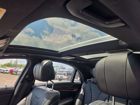 Used 2015 Mercedes-Benz S 550 4MATIC Sedan image 19
