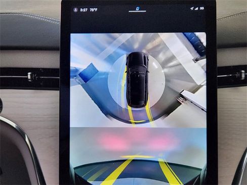 New 2025 Volvo EX90 Plus image 18