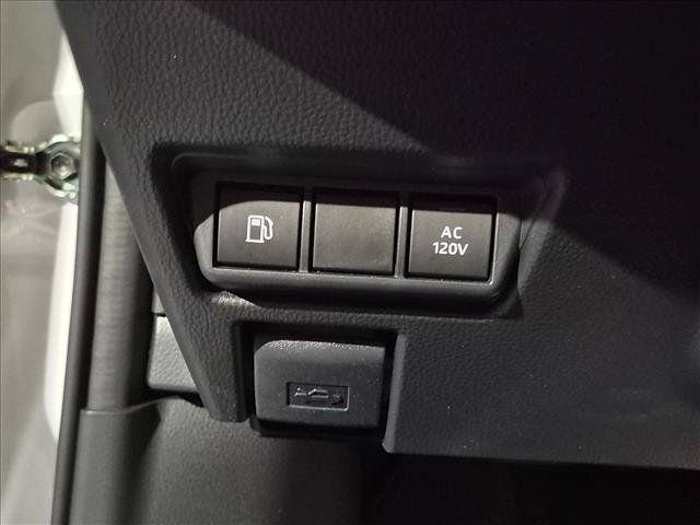 Used 2026 Toyota Prius Plug-In Hybrid FWD image 6