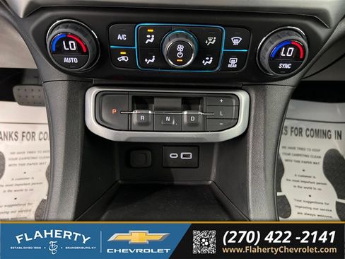 Used 2023 GMC Acadia SLE w/ Driver Convenience Package FWD image 30