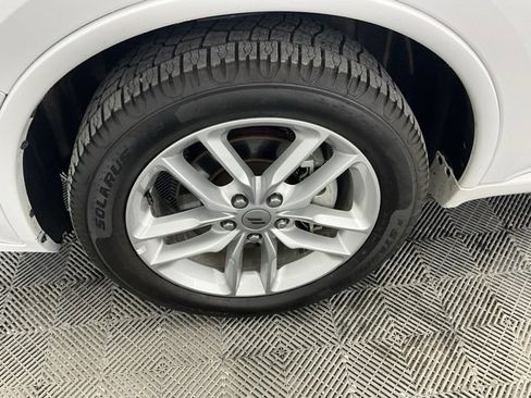 Used 2023 Dodge Durango GT image 30