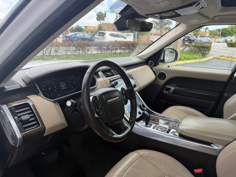 Used 2018 Land Rover Range Rover Sport HSE AWD/4WD image 17