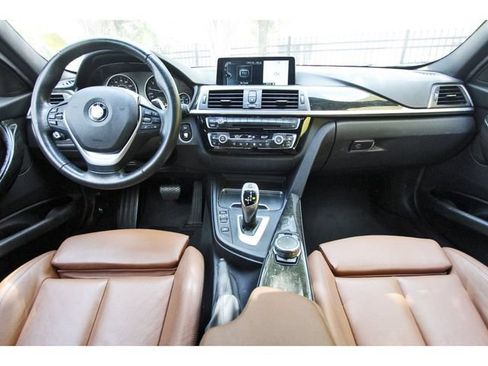 Used 2017 BMW 330i Sedan RWD image 8