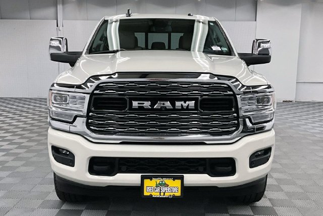 Used 2023 RAM 2500 Limited w/ Towing Technology Group AWD/4WD image 3