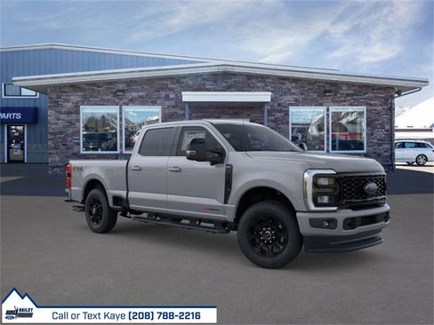 New 2026 Ford F350 Lariat w/ Black Appearance Package image 7