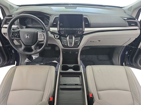 Certified 2023 Honda Odyssey Touring image 9