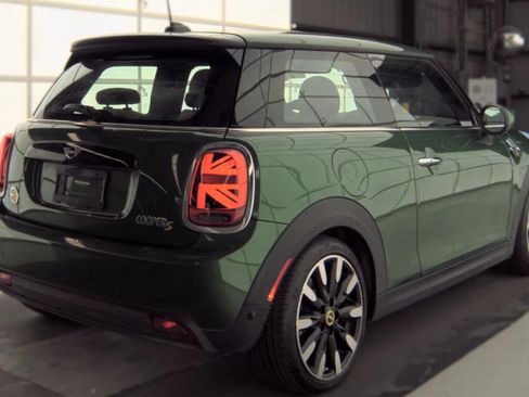Used 2024 MINI Cooper SE w/ Signature Upholstery Package FWD image 2