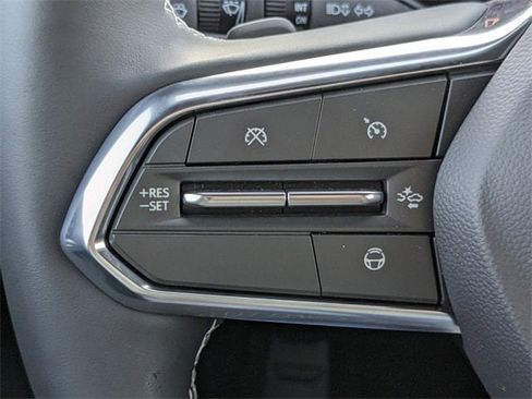 New 2025 Chevrolet Blazer EV LT w/ Super Cruise Package image 24