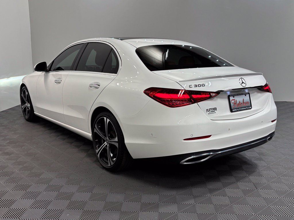 Used 2023 Mercedes-Benz C 300 Sedan image 3