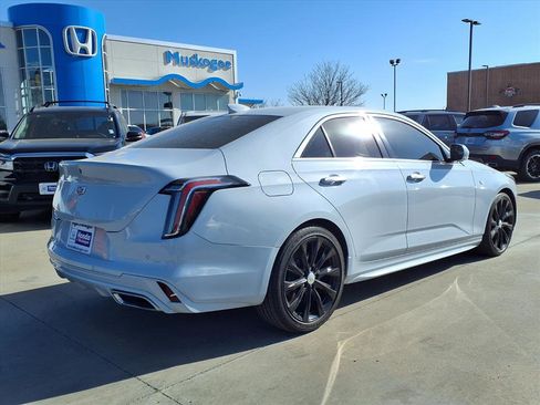 Used 2021 Cadillac CT4 Premium Luxury image 2