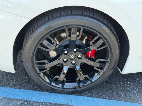 Used 2018 Maserati GranTurismo Sport RWD image 13