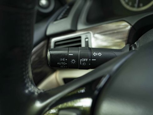 Used 2017 Honda Accord EX-L image 23