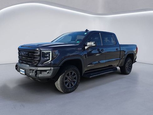 Used 2024 GMC Sierra 1500 AT4X image 7