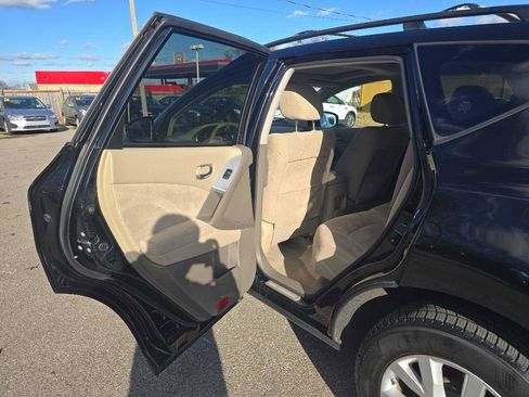 Used 2011 Nissan Murano SV AWD/4WD image 25