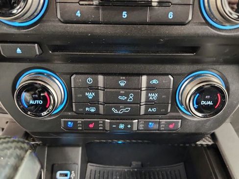 Used 2018 Ford F150 Raptor w/ Equipment Group 802A Luxury image 34