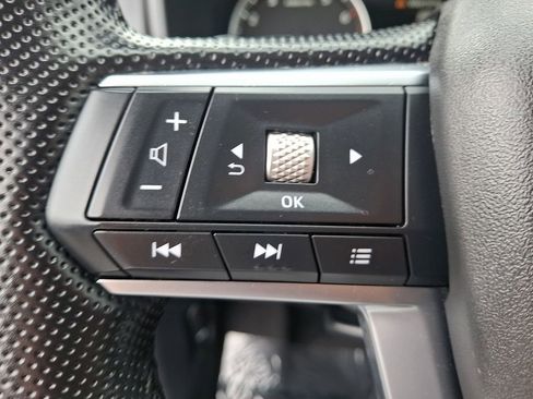 Used 2024 Mitsubishi Outlander AWD image 24