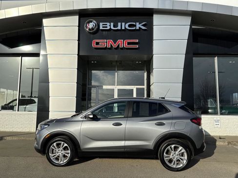 Used 2023 Buick Encore GX Preferred w/ Cold Weather Comfort Package image 3