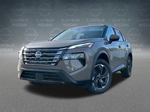 Used 2025 Nissan Rogue SV image 18