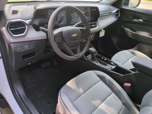 New 2026 Chevrolet TrailBlazer LS w/ LS Convenience Package FWD image 16