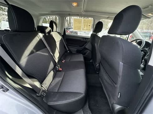 Used 2015 Subaru Forester 2.5i Premium w/ All-Weather Package image 20