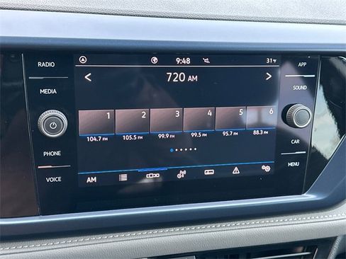 Used 2024 Volkswagen Taos SE image 28