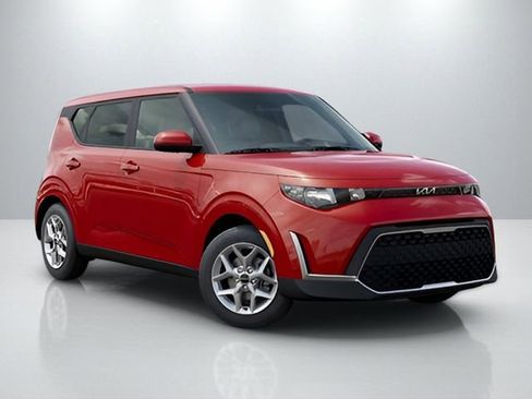 Certified 2025 Kia Soul S FWD image 8
