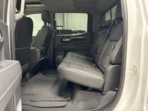 Used 2024 GMC Sierra 1500 Denali w/ Denali Reserve Package image 18