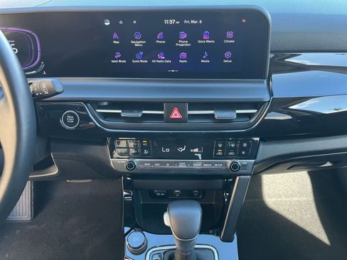 Used 2025 Kia Seltos S image 17