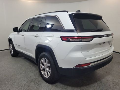 Used 2022 Jeep Grand Cherokee Limited image 5