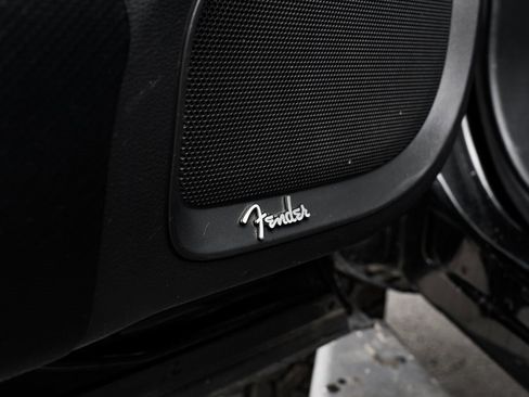 Used 2021 Nissan Titan PRO-4X w/ Pro-4x Convenience Package image 19