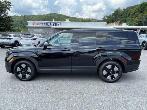 New 2026 Hyundai Santa Fe SE image 2