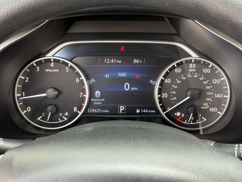 Used 2018 Nissan Murano S FWD image 23