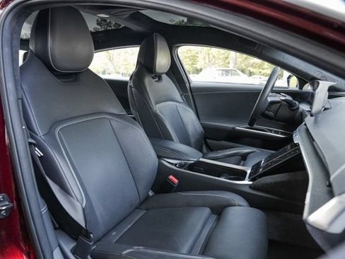 Used 2024 Lucid Air Touring AWD/4WD image 37