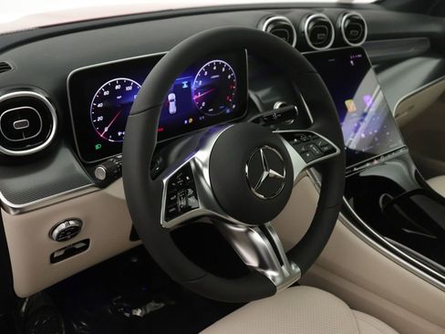 New 2026 Mercedes-Benz GLC 300 image 5
