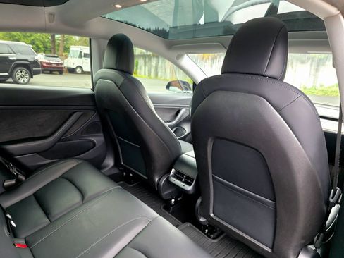 Used 2018 Tesla Model 3 Long Range AWD/4WD image 59