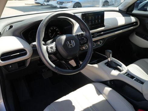 Used 2024 Honda HR-V EX-L image 15
