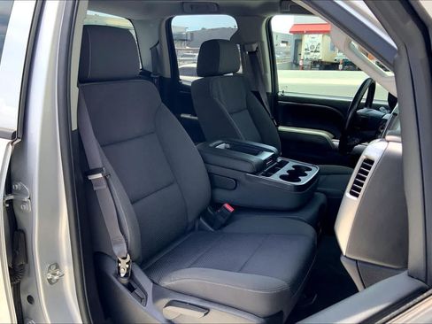 Used 2017 Chevrolet Silverado 1500 LT RWD image 13