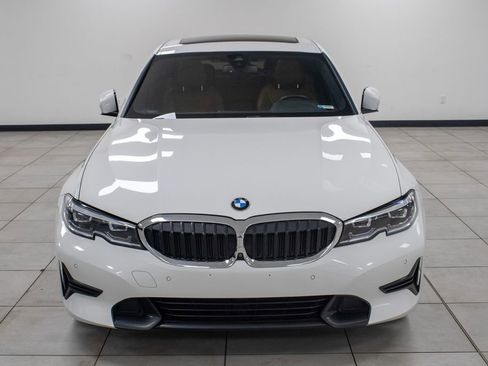 Used 2021 BMW 330e w/ Convenience Package image 27