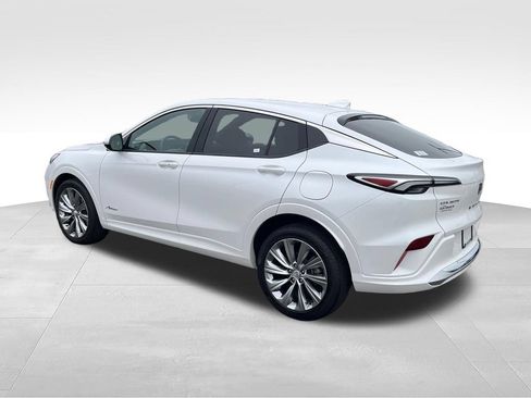 Used 2024 Buick Envista Avenir FWD image 3