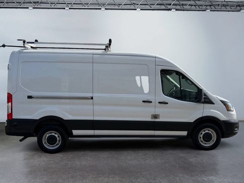 Used 2024 Ford Transit 250 148 Medium Roof RWD image 4