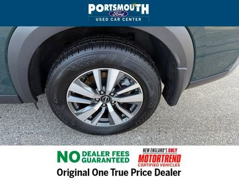 Used 2025 Nissan Pathfinder SL image 26