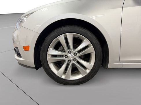 Used 2013 Chevrolet Cruze LTZ w/ Enhanced Safety Package FWD image 14