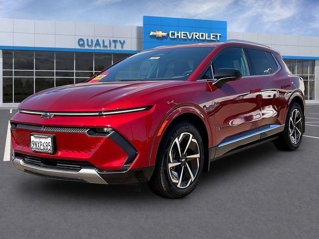 Certified 2024 Chevrolet Equinox EV LT w/ LPO, Blackout Package FWD image 3